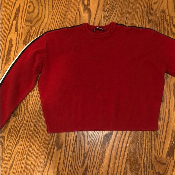 Red Brandy knit sweater 👠❤️ - Picture 3 of 3